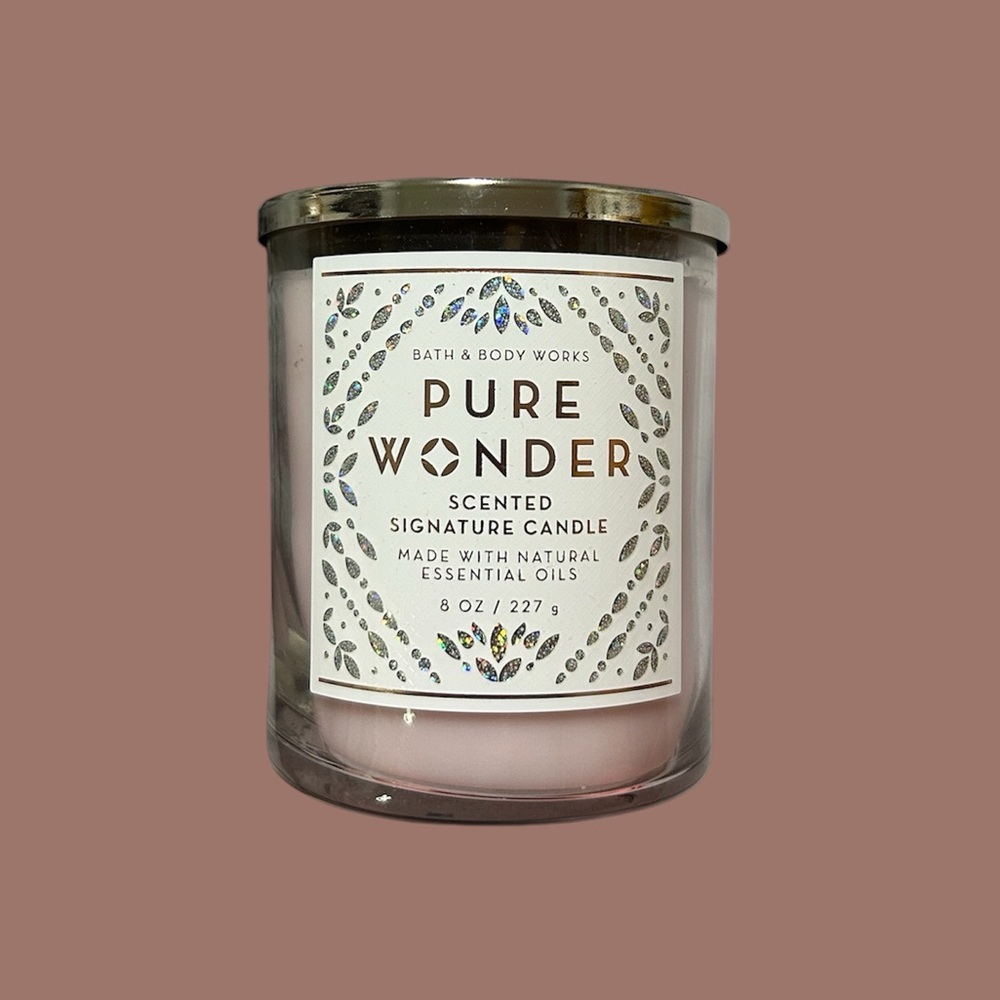 Bath and Body Works Pure Wonder Scented Candle